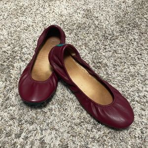 Tieks leather flats Burgundy size 9